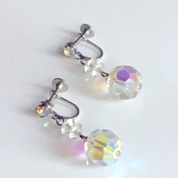 American Vintage GLASS EARRINGS Aurora Borealis Crystal Dangle Silver Screw Back - Picture 1 of 4